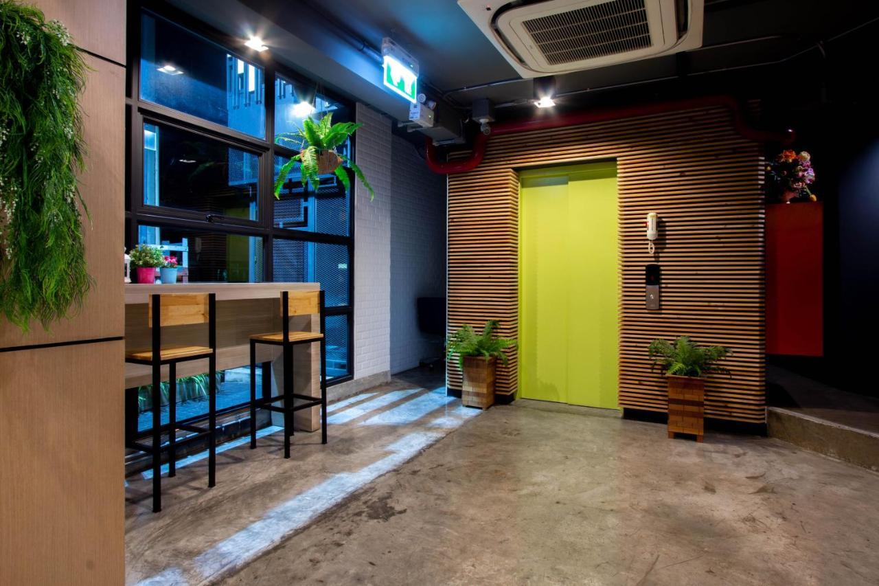 Rest24 Residence Bangkok Exteriér fotografie